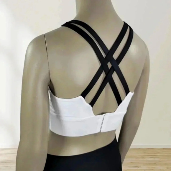 Pedigree eMPWR Women’s Strapback Sports Bra | High Support | Evo-Dry™ (white) - Picture 3 of 13